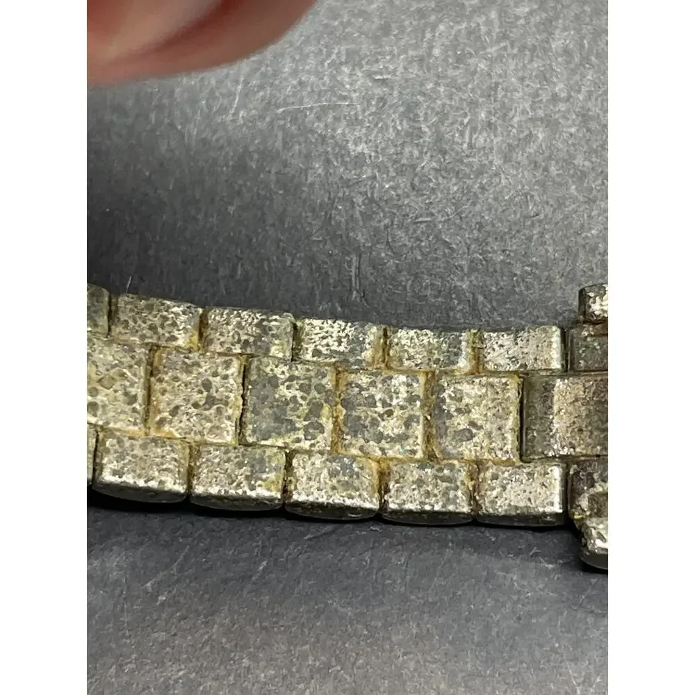 Vintage Rare Paolo Gucci Silver Tone Women's Quartz Watch PG845WS 21mm